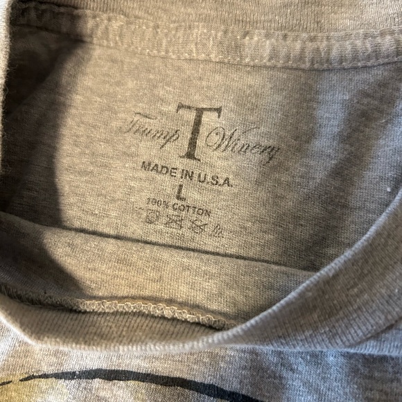 Trump Winery long sleeve shirt, Large, Charlottesville - Picture 2 of 3